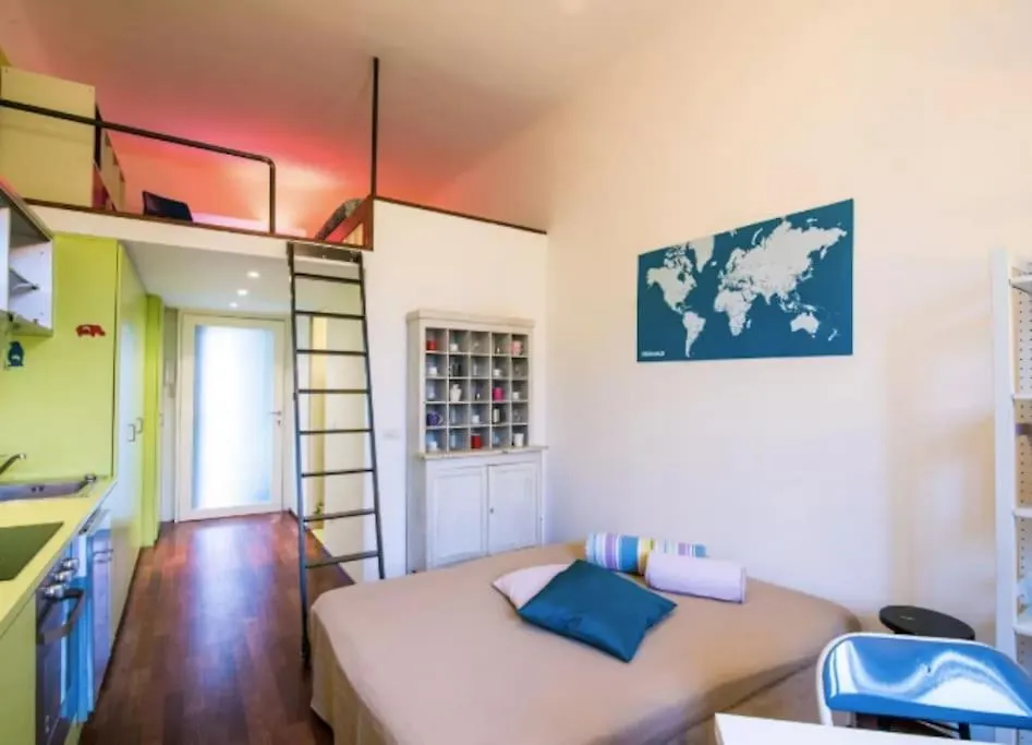 アパート Cosy Studio Flat In The Heart Of Navigli Area ミラノ